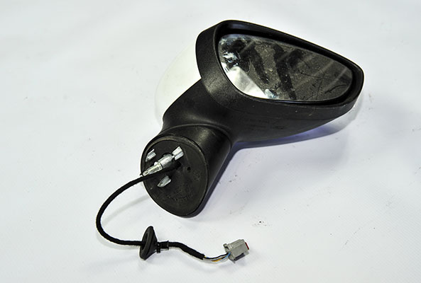 ford cıkma yedek fiesta 3 sağ far (4)